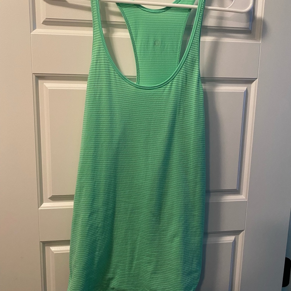 Green lululemon tank. Size 6